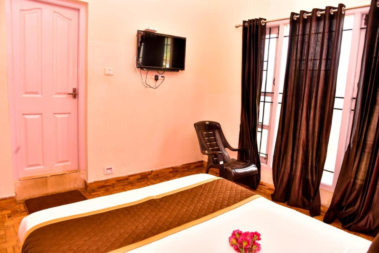 Homestay Phoenix View *